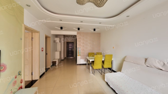 众泰欣苑二手房实景图