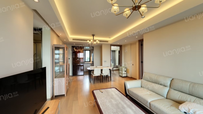 万科天空之城二期云之谷二手房实景图