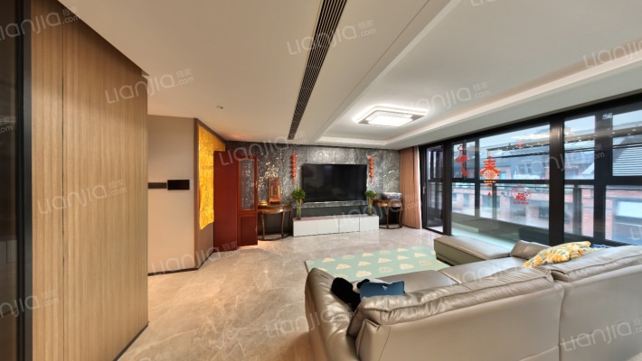 翡翠公园五期二手房实景图