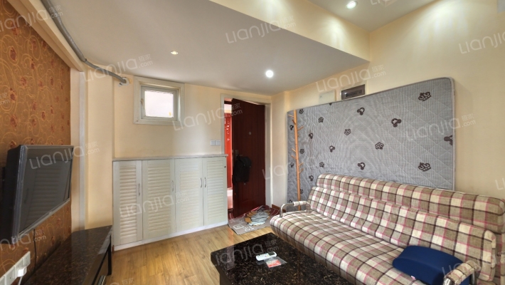 伯爵世家二手房实景图