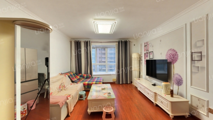 金泰假日花城二手房实景图