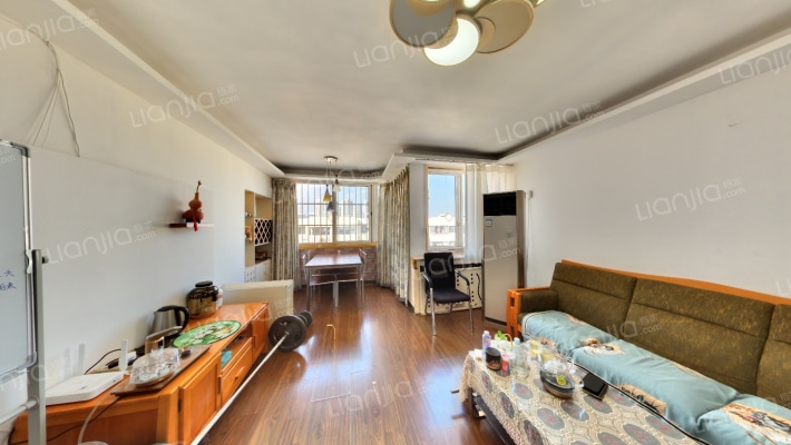 金田小区二手房实景图