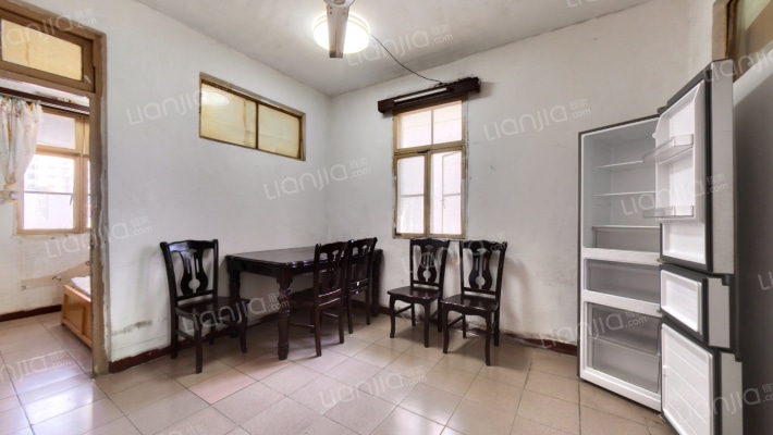 红旗新村二手房实景图