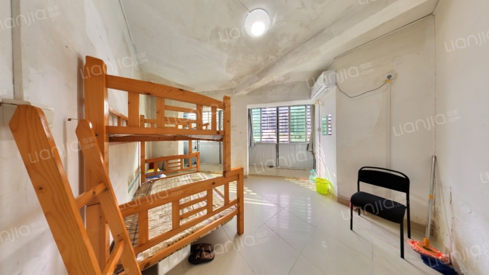 城建综合楼二手房实景图