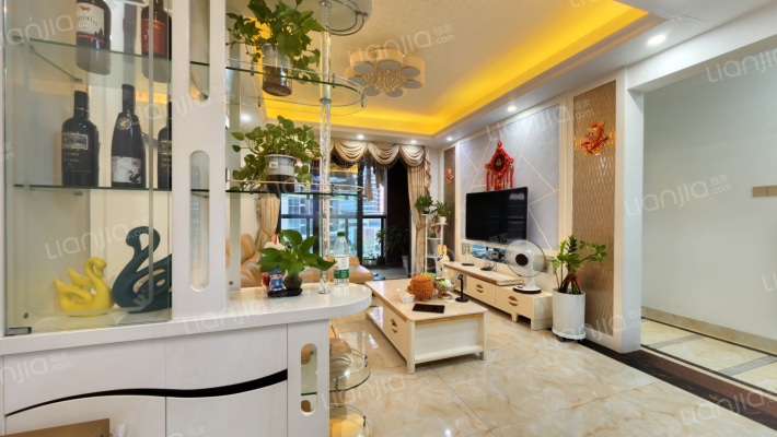 福盈中央山二手房实景图