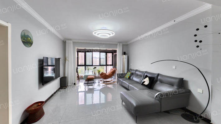 天鹅湖畔二期二手房实景图