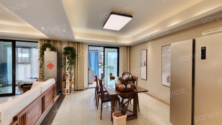 招商轩辕华府二手房实景图