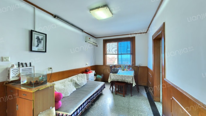 京岘山38号小区二手房实景图