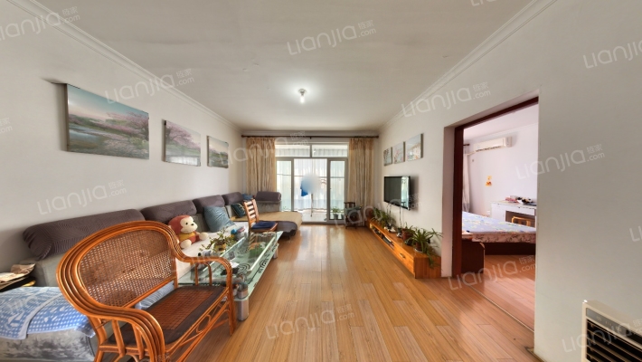 新天地小区二手房实景图