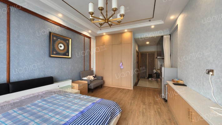 世纪大街一段151号二手房实景图