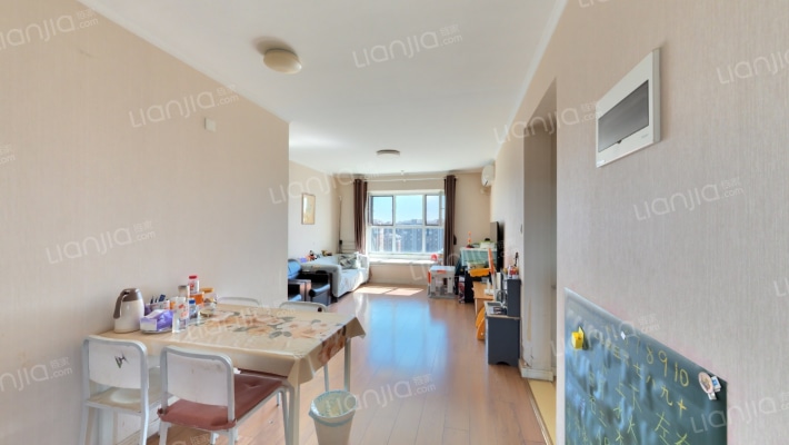 万科金域华府A区二手房实景图