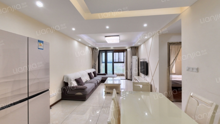 保利江上明珠馨园二手房实景图