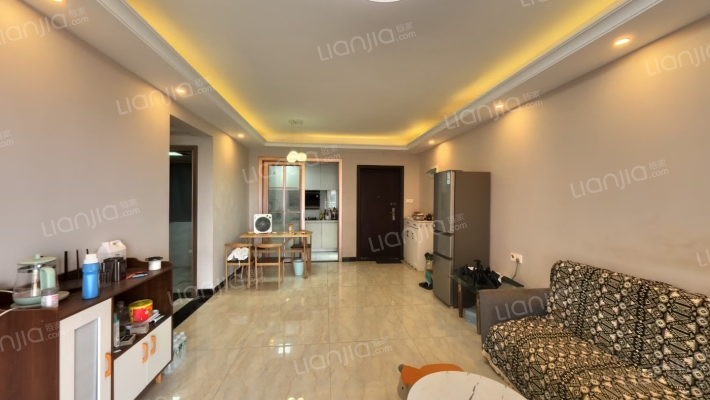 金川纯水岸二手房实景图