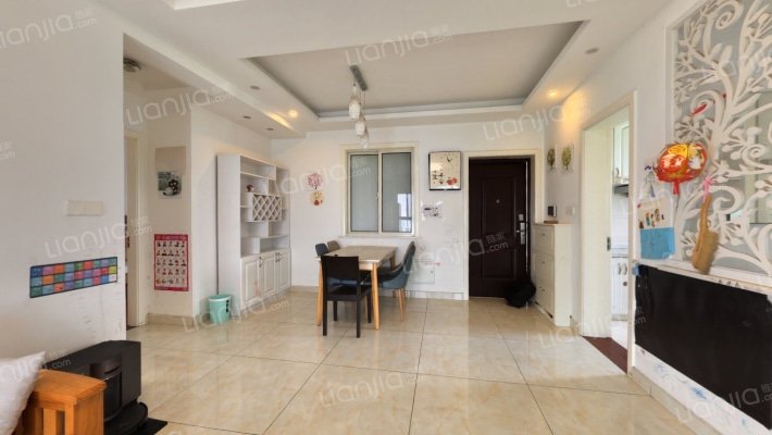 新湖明珠城聆湖苑东区二手房实景图