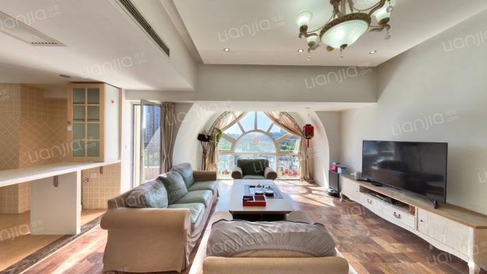 和乔丽晶一期二手房实景图