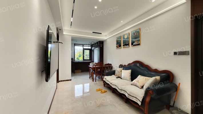 宝石一路2号二手房实景图