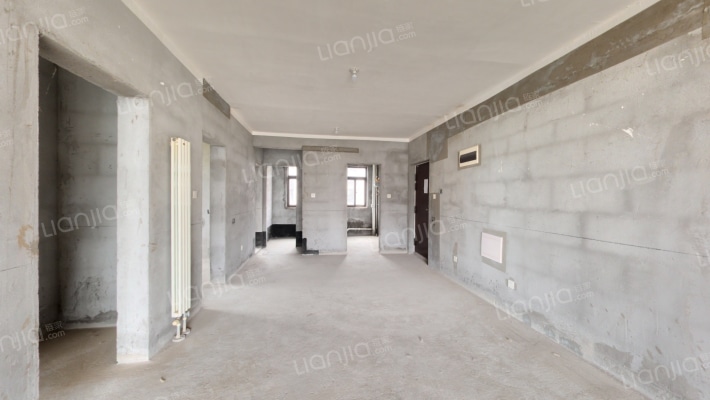 中建雲臻苑二手房实景图