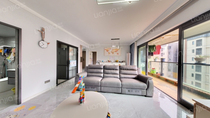 阅璟山二手房实景图