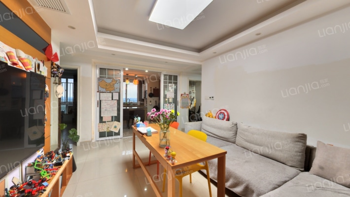 绿地世纪雅苑二手房实景图