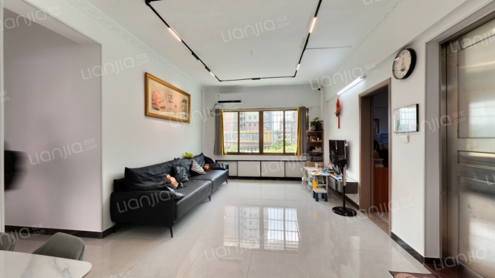 南澳大厦二手房实景图