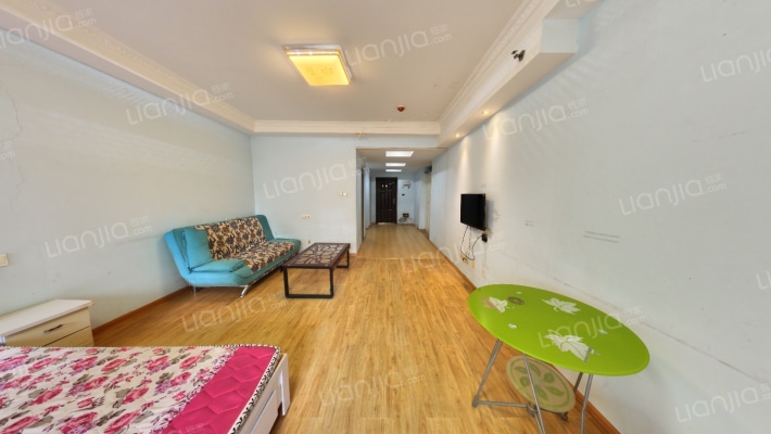 新里卢浮公馆二期二手房实景图