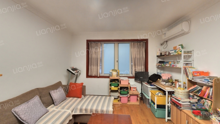 学府小区二手房实景图