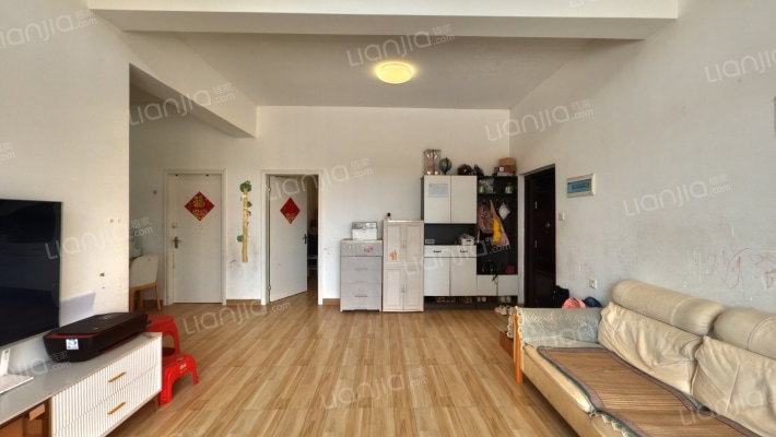 鸣乐中心二手房实景图