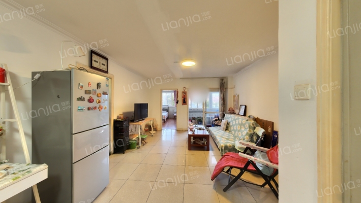 百合园二手房实景图