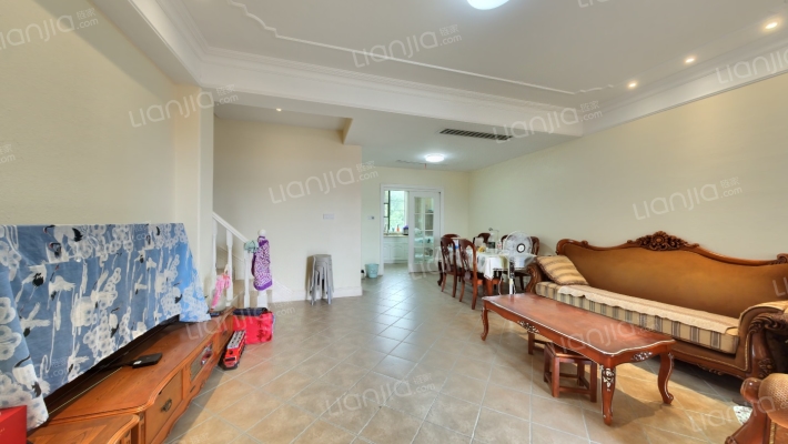 纳帕溪谷二手房实景图