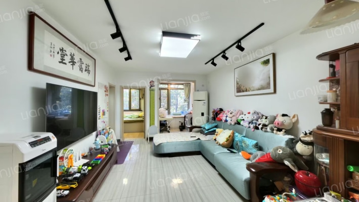 建欣苑五里二手房实景图