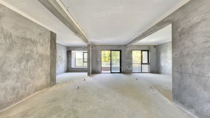 大爱书院小镇二手房实景图