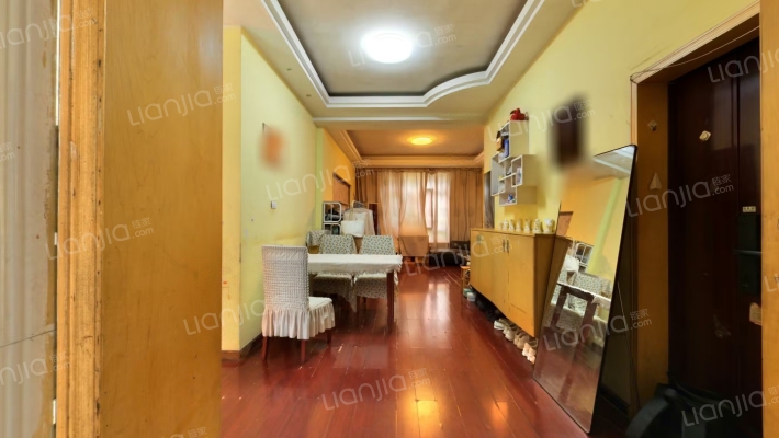 景虹花园二手房实景图