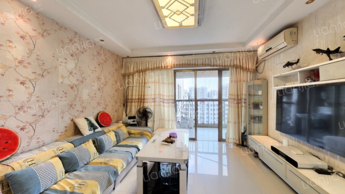 南港名轩二手房实景图