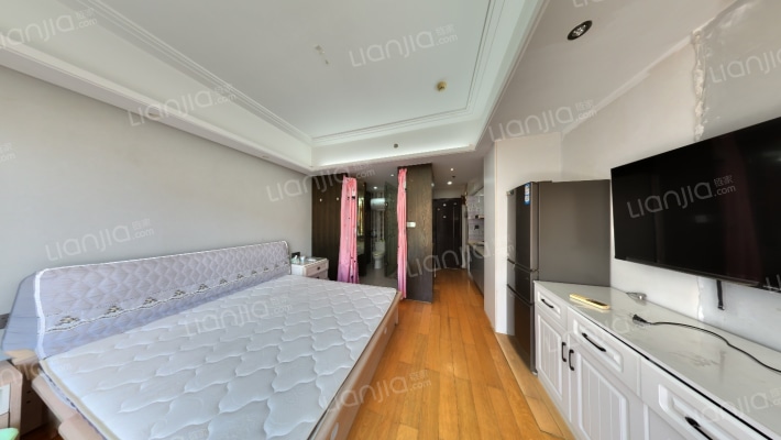 东一时区二手房实景图