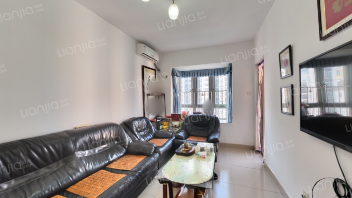 卓然居二手房实景图