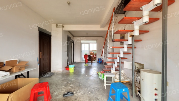 汇金新城二手房实景图