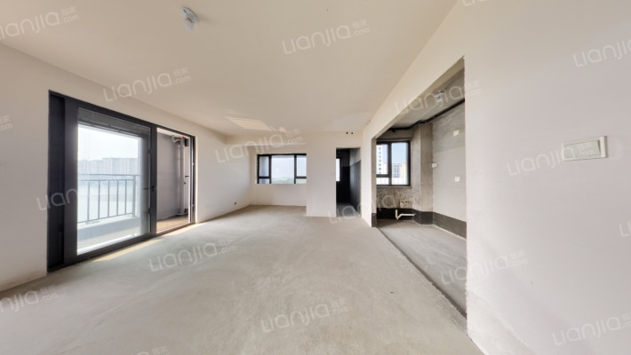 保利湖畔云上二手房实景图