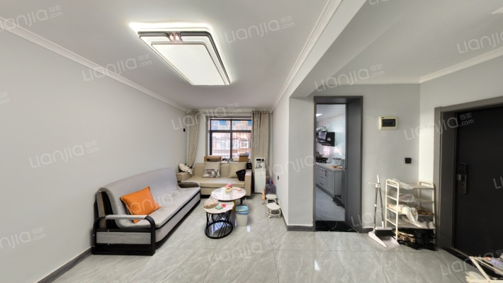 公园北路220二手房实景图