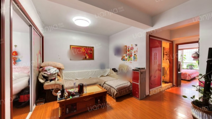 德华新天地二手房实景图