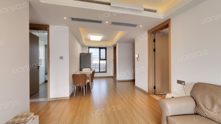 阅湖山二手房实景图