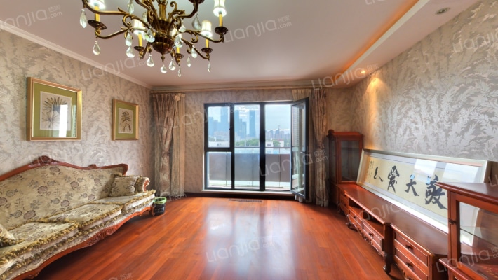 8号府邸二手房实景图