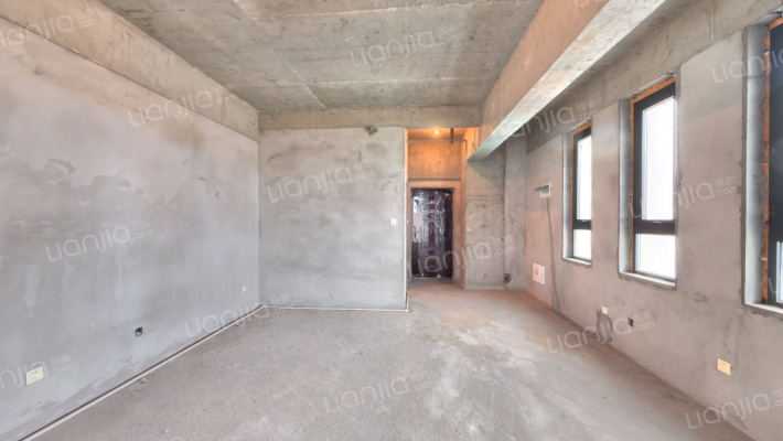 龙发时代广场二手房实景图