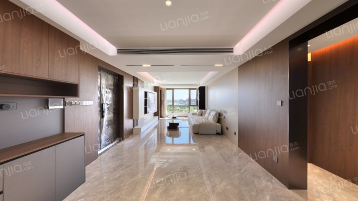 万科蓝山二手房实景图