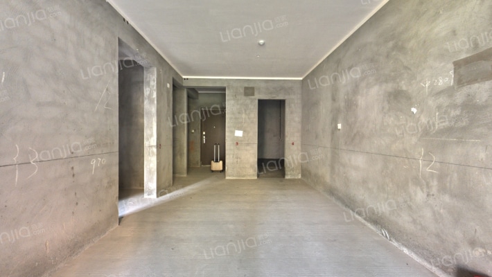 玺樾东方二手房实景图