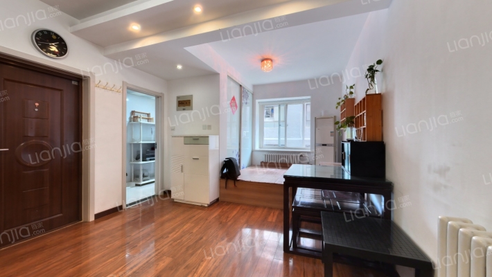 南苑中央广场二手房实景图