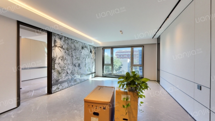 中海都阙台二手房实景图