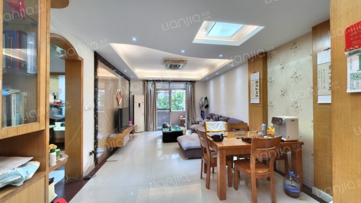 宝乐花园二手房实景图