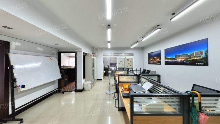 斌鑫世纪城二手房实景图