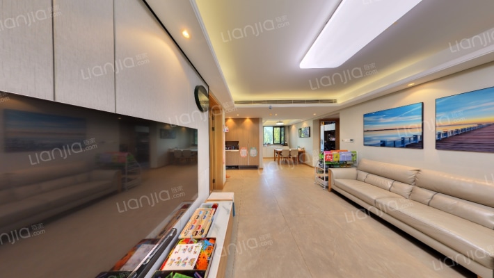 海信珠山小镇一期莱茵二手房实景图