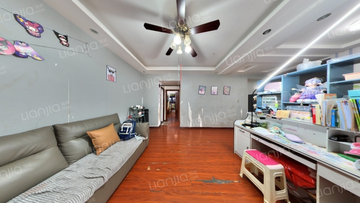 隆鑫爱琴海一期二手房实景图